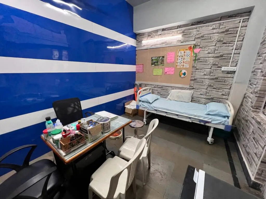 MEDICAL-ROOM